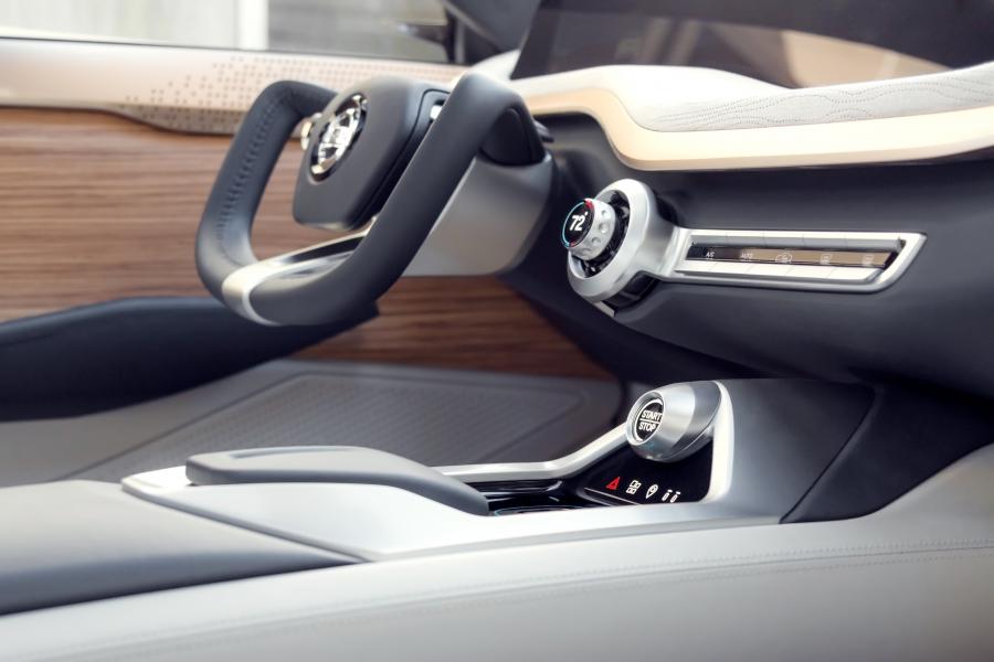 Интерьер Nissan Vmotion 2.0 Concept 2017 года  (фото 22 из 57)